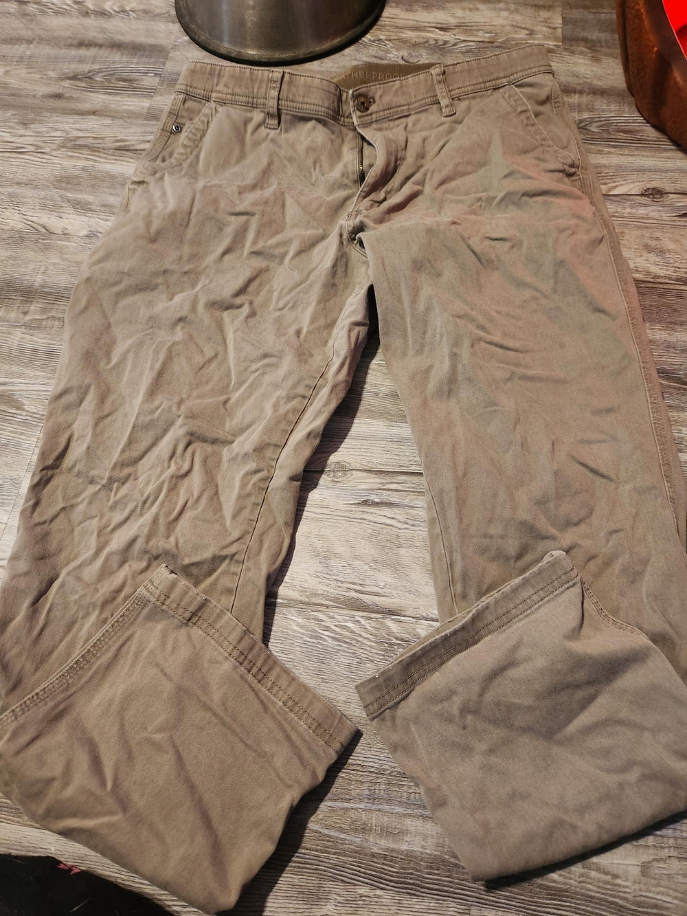Men's Casual Chino Pants in Taupe